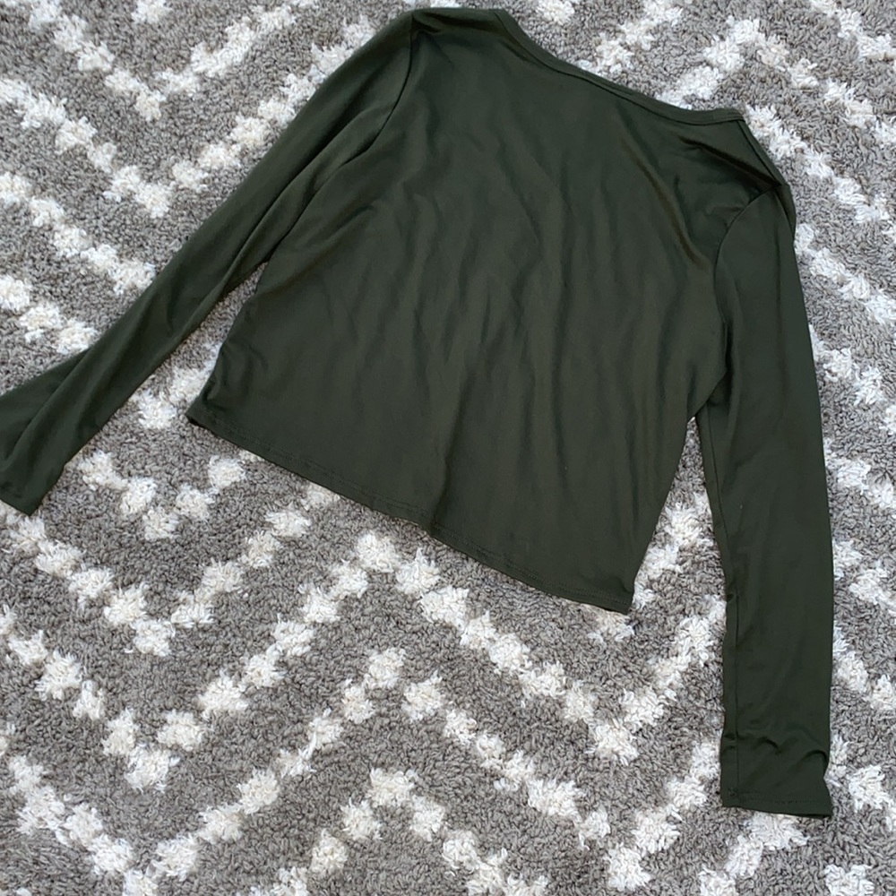 Olivia Rae Green Crop top size Large - Picture 5 of 9